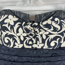 Load image into Gallery viewer, Nicole Miller strapless silk gown
