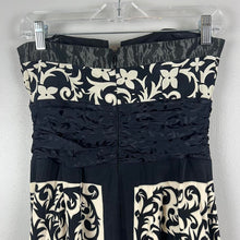 Load image into Gallery viewer, Nicole Miller strapless silk gown
