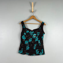 Load image into Gallery viewer, Retro dressbarn tank top

