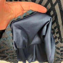 Load image into Gallery viewer, Vince Camuto midi dress
