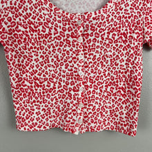 Load image into Gallery viewer, Cheetah crop top
