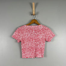 Load image into Gallery viewer, Cheetah crop top
