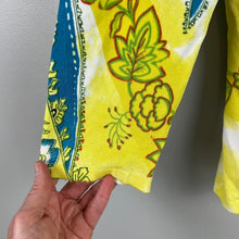 Load image into Gallery viewer, Retro Pierri patterned blouse
