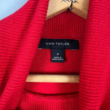 Load image into Gallery viewer, Ann Taylor turtleneck sweater
