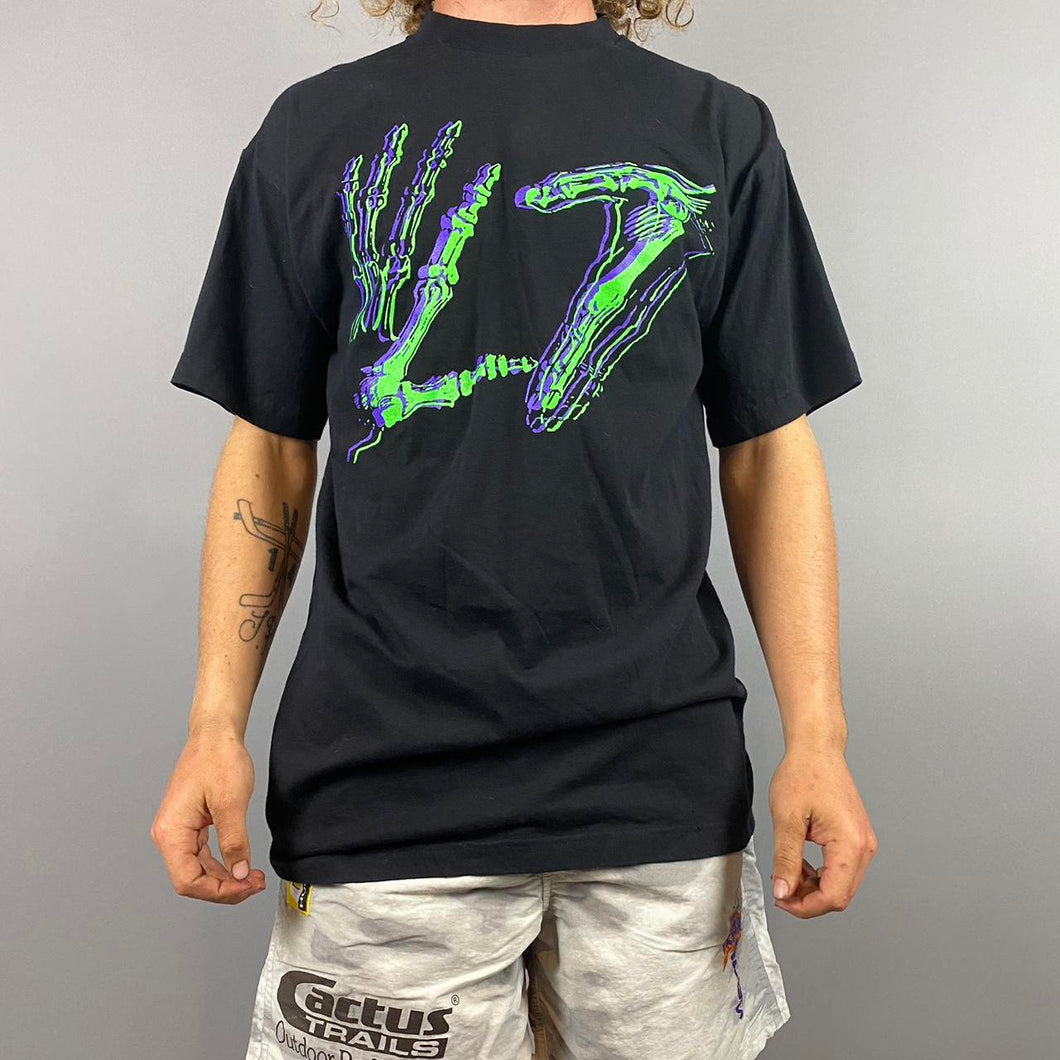 Retro L 7 band t-shirt