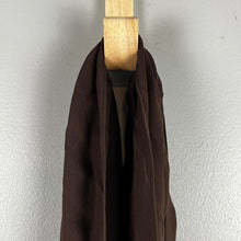 Load image into Gallery viewer, Vintage simple brown scarf

