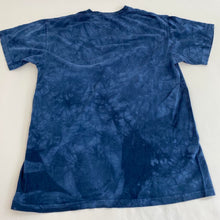 Load image into Gallery viewer, Vintage The Mountain wolf t-shirt
