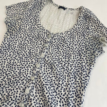 Load image into Gallery viewer, Brandy Melville floral top
