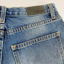 Load image into Gallery viewer, Carmar Lennox Jean shorts
