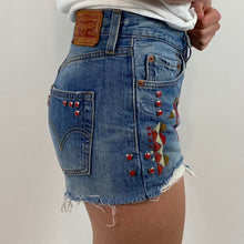 Load image into Gallery viewer, Levi’s 501 tribal shorts
