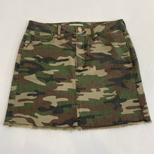 Load image into Gallery viewer, Forever 21 camo jean skirt
