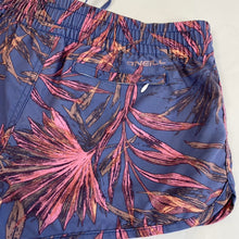 Load image into Gallery viewer, O’Neil patterned surf shorts
