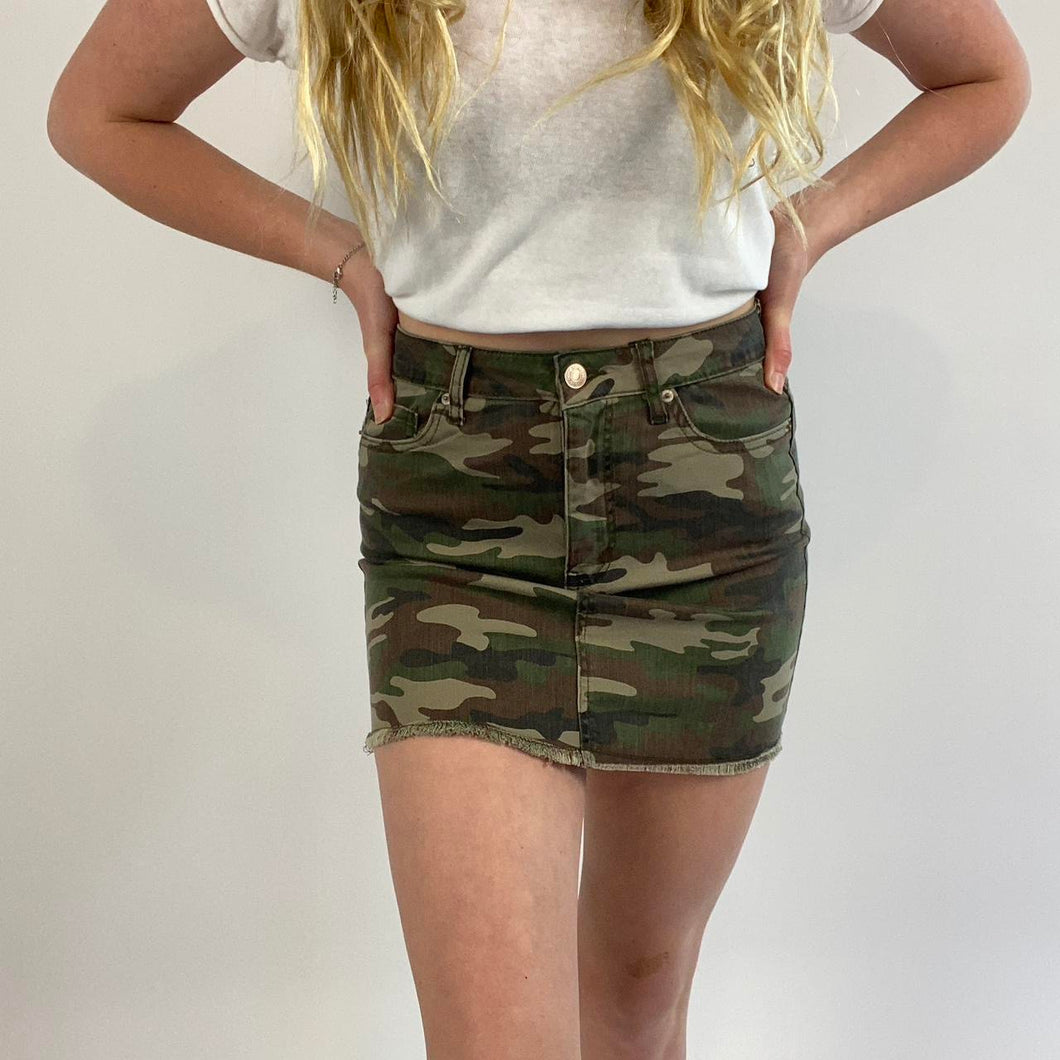 Forever 21 camo jean skirt