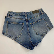 Load image into Gallery viewer, Carmar Lennox Jean shorts
