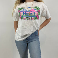 Load image into Gallery viewer, Vintage Hawaii t-shirt
