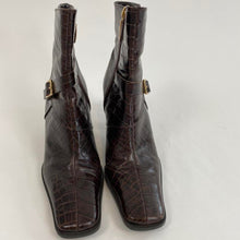 Load image into Gallery viewer, Vintage Enzo Angiolini booties
