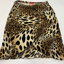 Load image into Gallery viewer, Y2K cheetah mini skirt
