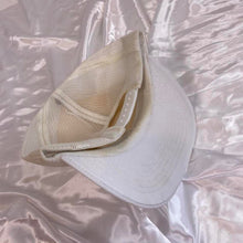 Load image into Gallery viewer, Vintage Albany 300 hat
