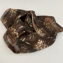 Load image into Gallery viewer, Vintage floral scarf
