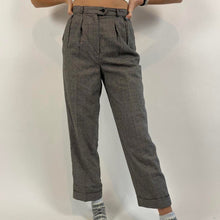 Load image into Gallery viewer, Vintage Giorgio Sant Angelo pants
