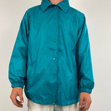 Load image into Gallery viewer, Vintage current seen windbreaker
