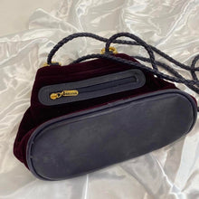 Load image into Gallery viewer, Vintage Tianni velvet purse
