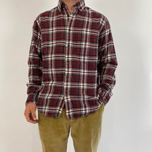 Load image into Gallery viewer, Retro lands’ end flannel
