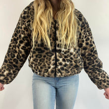 Load image into Gallery viewer, H&amp;M cheetah jacket
