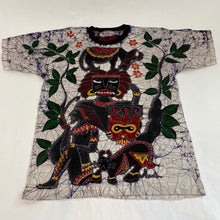 Load image into Gallery viewer, Vintage Keris fashion t-shirt
