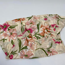 Load image into Gallery viewer, Vintage silk slip
