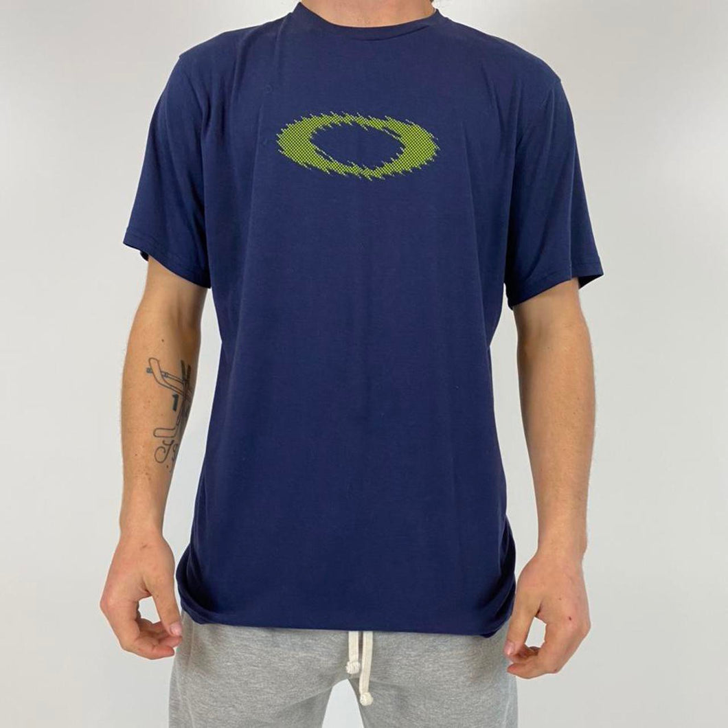 Oakley t-shirt