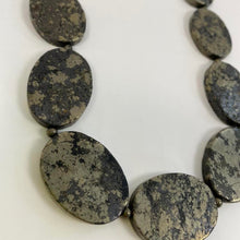 Load image into Gallery viewer, Marble statement necklace
