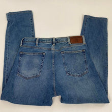 Load image into Gallery viewer, Vintage lands end jeans
