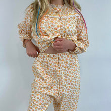 Load image into Gallery viewer, Vintage feminia pajama set
