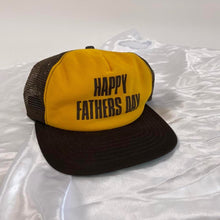 Load image into Gallery viewer, Vintage Happy Fathers Day hat
