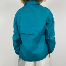 Load image into Gallery viewer, Vintage stow it a way windbreaker
