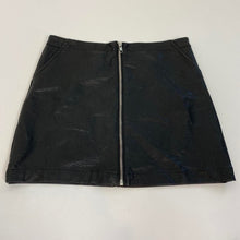 Load image into Gallery viewer, Y2K leather zip up skirt
