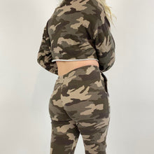 Load image into Gallery viewer, Garage camo sweats set
