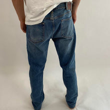 Load image into Gallery viewer, Vintage lands end jeans
