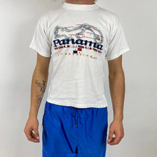 Load image into Gallery viewer, Vintage Panama international t-shirt
