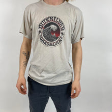 Load image into Gallery viewer, Quiksilver graphic t-shirt
